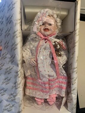 Porcelain Yolanda’s Picture Perfect Babies Sarah Ashton Drake galleries